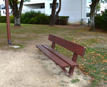 Image d'illustration pour : Installation de bancs  en différents endroits de la commune